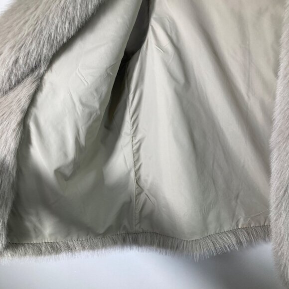 Womens Ann Taylor Faux Fur Vest Lined M/L Tan NWT Polyester Nylon - Picture 7 of 9